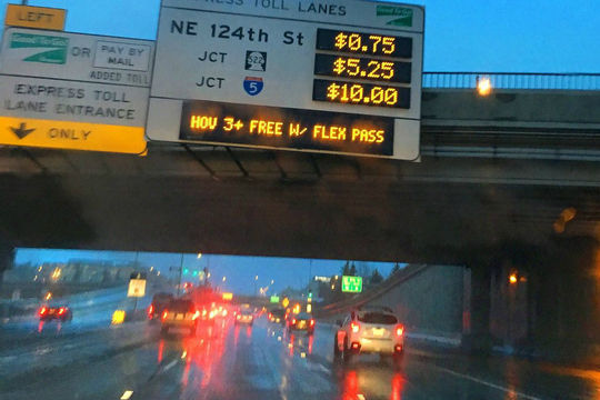 Thất thoát 2,6 triệu USD ngân sách thu phí cầu đường tại bang Washington - Mỹ