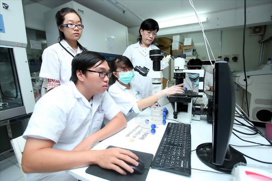 Đầu tư cho khoa học công nghệ: Chủ yếu vẫn dựa vào ngân sách