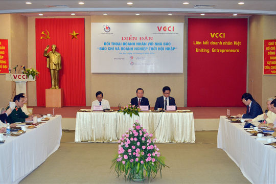 Báo chí thúc đẩy cải cách thể chế