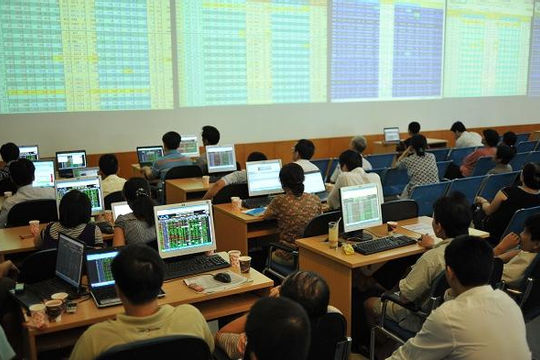 Khu vực tư nhân gặp khó trong huy động vốn