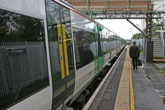 Kiểm toán Nhà nước Anh: Dự án đường sắt cao tốc HS2 quá tham vọng, trì trệ  và bội chi ngân sách lớn