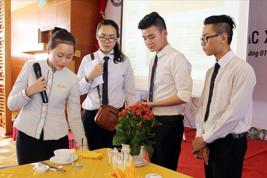 Áp lực lành mạnh hóa hệ thống ngân hàng