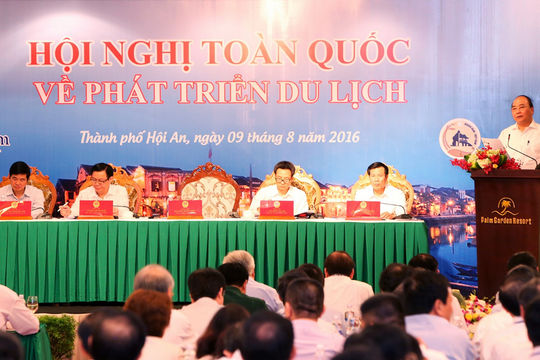 Phấn đấu đưa du lịch thành ngành kinh tế mũi nhọn