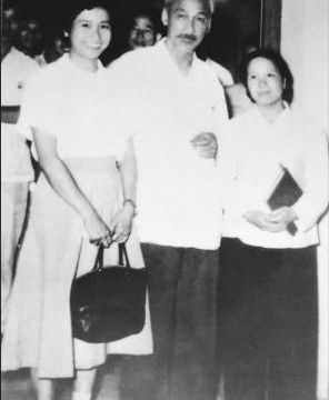 Nữ cận vệ của Bác và ký ức về những ngày tham gia giành chính quyền