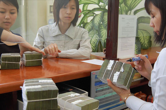 Giảm lãi suất cho vay: Chủ trương đúng nhưng không dễ thực hiện Giảm lãi suất cho vay: Chủ trương đúng nhưng không dễ thực hiện