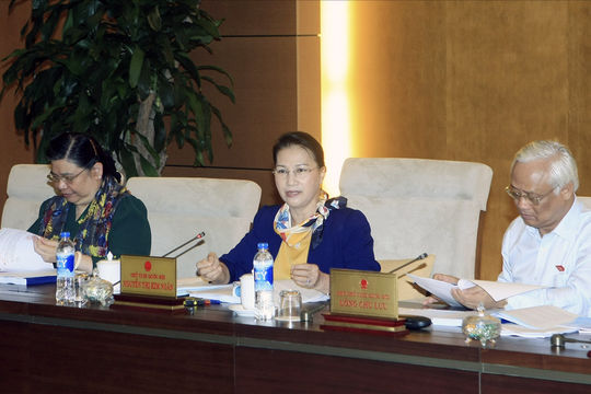 Tiếp tục phiên họp thứ 3 của Ủy ban Thường vụ Quốc hội khóa XIV: Chưa đạt mục tiêu từng bước ngăn chặn, đẩy lùi tham nhũng