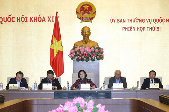 Phiên họp thứ 5 của Ủy ban Thường vụ Quốc hội khóa XIV: Xem xét, thảo luận nhiều nội dung quan trọng •	Cho ý kiến về 4 Đề án của KTNN