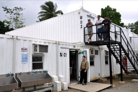 Bộ Nhập cư và Bảo vệ biên giới Australia: Nhiều khuất tất trong quản lý các trại tị nạn ngoài khơi