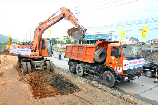 Dự án khôi phục, cải tạo Quốc lộ 20 đoạn trên địa bàn 2 tỉnh Đồng Nai và Lâm Đồng theo hình thức BT -  Kỳ II : Hiệu quả nhưng còn bất cập Dự án khôi phục, cải tạo Quốc lộ 20 đoạn trên địa bàn 2 tỉnh Đồng Nai và Lâm Đồng theo hình thức BT -  Kỳ II : Hiệu quả nhưng còn bất cập