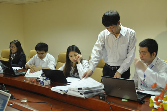 Xây dựng Nghị định về chế độ ưu tiên đối với cán bộ, công chức, viên chức và người lao động KTNN