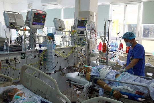 Chấn chỉnh công tác mua sắm, quản lý trang thiết bị y tế