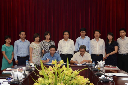 Bàn giao hồ sơ Dự án xây dựng hệ thống thông tin KTNN