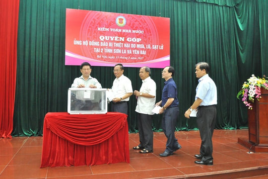 Thiết thực chia sẻ, hỗ trợ đồng bào miền núi phía Bắc bị thiệt hại do mưa lũ