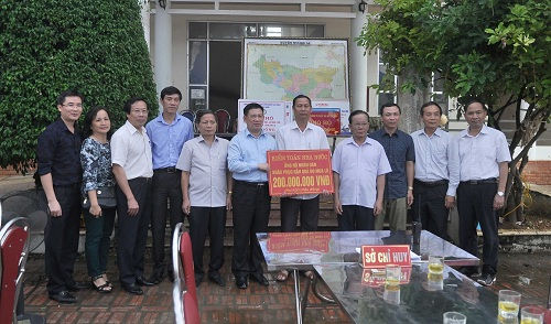 KTNN hỗ trợ nhân dân huyện Mường La khắc phục sự cố thiên tai