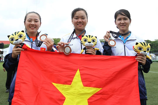 Bắn cung mang 2 tấm Huy chương Bạc cho đoàn Thể thao Việt Nam
