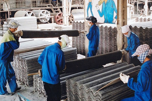 Amiăng trắng:  Cấm hay không?