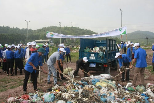Cân bằng ba trụ cột: phát triển kinh tế, bảo vệ môi trường  và phúc lợi xã hội