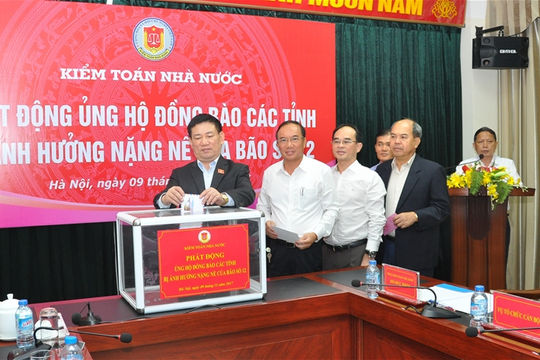 Hơn 230 triệu đồng quyên góp ủng hộ đồng bào khắc phục thiệt hại do bão số 12