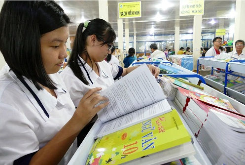 Lùi thời gian áp dụng chương trình, sách giáo khoa mới: Cam kết không phát sinh kinh phí