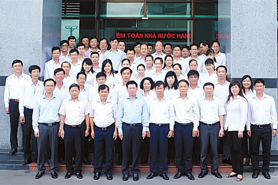 Tiếp tục phấn đấu đạt nhiều thành tích để đóng góp vào sự nghiệp phát triển của Ngành