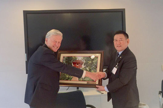 Tổng Kiểm toán Nhà nước thăm và làm việc với KTNN Vương quốc Anh