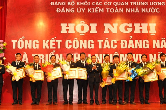 Tập trung xây dựng Đảng bộ “trong sạch, vững mạnh”, phấn đấu hoàn thành xuất sắc nhiệm vụ năm 2018
