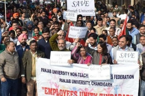 Kiểm toán Ấn Độ chỉ trích những sai phạm tài chính tại Trường Đại học Panjab