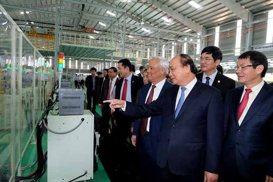Thủ tướng: Chính phủ đối xử bình đẳng với các nhà sản xuất, lắp ráp ô tô Thủ tướng: Chính phủ đối xử bình đẳng với các nhà sản xuất, lắp ráp ô tô