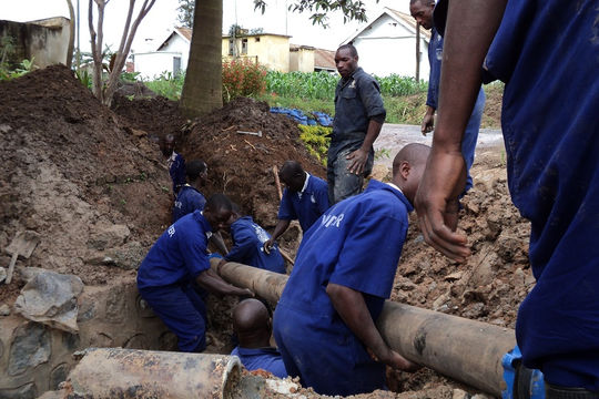 Uganda: WSC thiếu kiên quyết trong xử lý sai phạm của nhà thầu Uganda: WSC thiếu kiên quyết trong xử lý sai phạm của nhà thầu