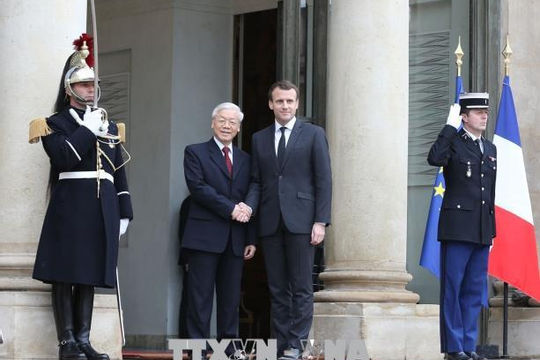 Tổng Bí thư Nguyễn Phú Trọng hội đàm với Tổng thống Pháp Emmanuel Macron