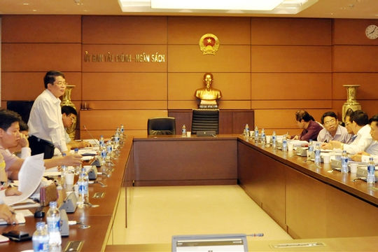 Ủy ban Tài chính - Ngân sách của Quốc hội làm việc với KTNN về quyết toán NSNN năm 2016
