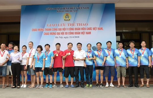 Giao lưu thể thao Công đoàn Khối thi đua II: Công đoàn KTNN giành 4 giải Nhất Giao lưu thể thao Công đoàn Khối thi đua II: Công đoàn KTNN giành 4 giải Nhất