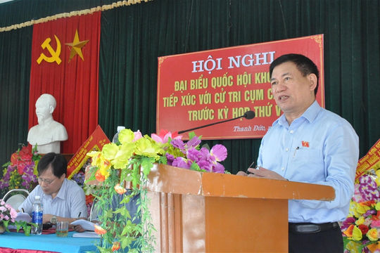 Tổng Kiểm toán Nhà nước Hồ Đức Phớc tiếp xúc và giải đáp kiến nghị của cử tri Nghệ An