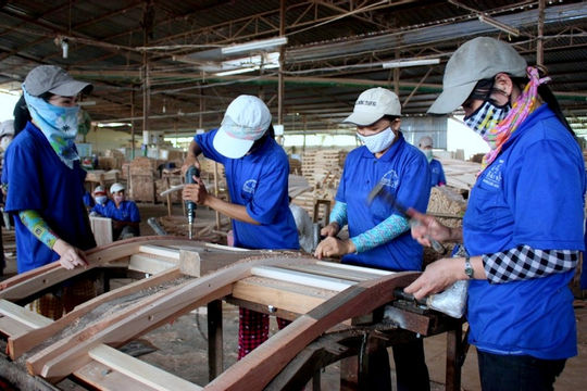 An sinh bền vững cho người lao động An sinh bền vững cho người lao động