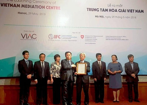 Thêm điểm tựa công lý cho cộng đồng doanh nghiệp Thêm điểm tựa công lý cho cộng đồng doanh nghiệp