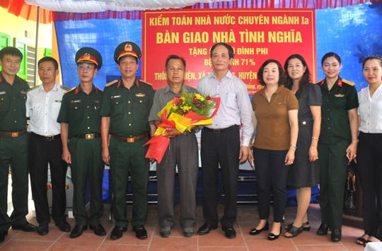 KTNN chuyên ngành Ia bàn giao nhà tình nghĩa tại Ba Vì, Hà Nội