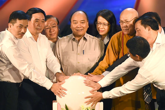 Lan tỏa phong trào “Cả nước chung tay vì người nghèo” Lan tỏa phong trào “Cả nước chung tay vì người nghèo”