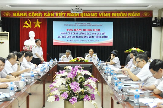 Chú trọng các giải pháp đột phá nhằm nâng cao chất lượng đào tạo, bồi dưỡng Chú trọng các giải pháp đột phá nhằm nâng cao chất lượng đào tạo, bồi dưỡng