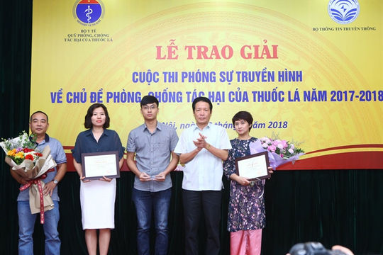 Trao giải Cuộc thi phóng sự truyền hình về phòng, chống tác hại thuốc lá năm 2017- 2018