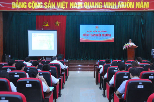 Cập nhật kiến thức về kiểm toán môi trường cho các kiểm toán viên nhà nước