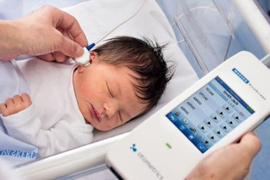 Hàng chục nghìn trẻ được khám sàng lọc bệnh bẩm sinh