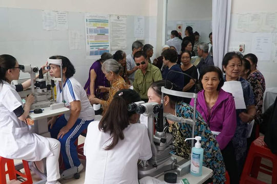 Gần 1.200 người được khám, tư vấn dinh dưỡng về bệnh đái tháo đường