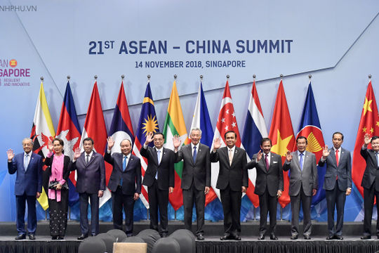 Thủ tướng Nguyễn Xuân Phúc dự các Hội nghị Cấp cao ASEAN và đối tác