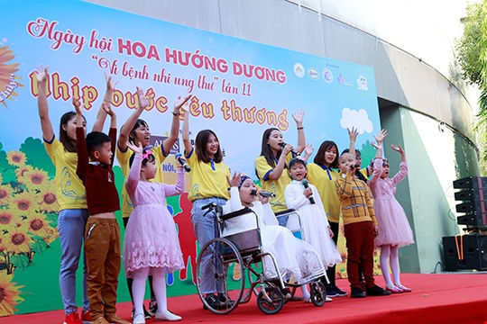 Ngày hội Hoa hướng dương “Vì bệnh nhân ung thư”