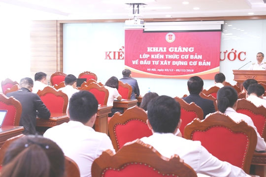 Khai giảng các lớp bồi dưỡng chuyên môn, nghiệp vụ về kiểm toán