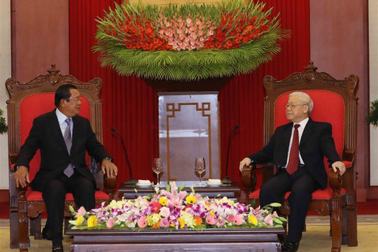 Tổng Bí thư, Chủ tịch nước Nguyễn Phú Trọng tiếp Thủ tướng Campuchia