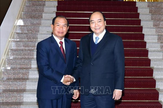 Thủ tướng Nguyễn Xuân Phúc tiếp Bộ trưởng Tư pháp Lào