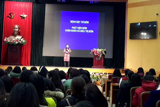 Nâng cao kiến thức về sức khỏe sinh sản cho giáo viên