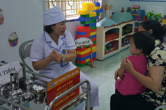 Hà Nội: Đảm bảo tỷ lệ tiêm chủng đầy đủ cho trẻ em dưới 1 tuổi đạt trên 95%