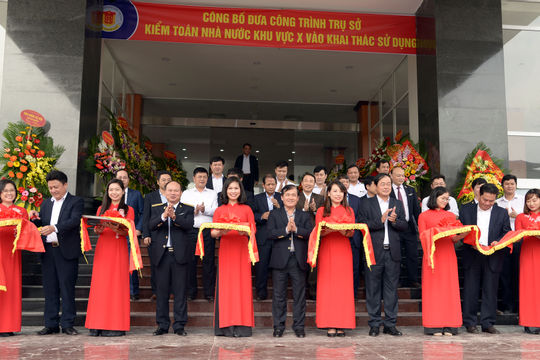 KTNN khu vực X cắt băng khánh thành trụ sở làm việc mới